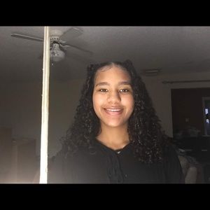 Meet your Posher, Ashley